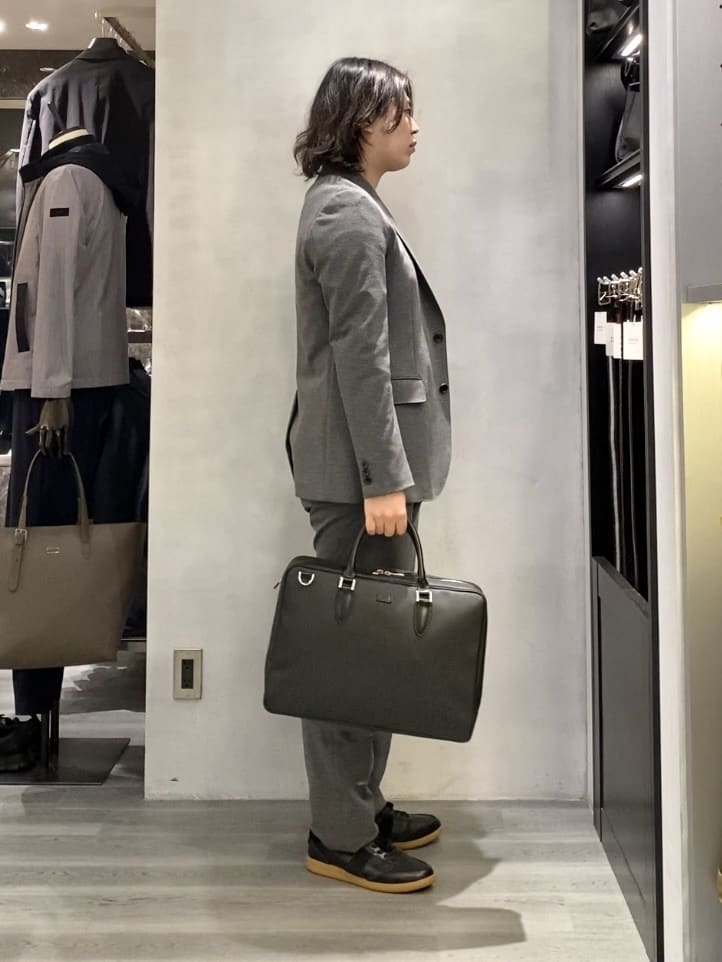 nishiさんの「TAKEO KIKUCHI｜コーデュラ（R） コーティング ブリーフケース」を使ったコーディネート