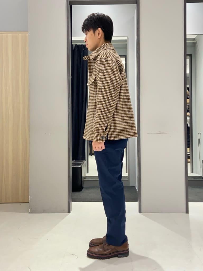 わいずみさんの「TAKEO KIKUCHI｜【オフィスカジュアル対応】ドレス チノパンツ」を使ったコーディネート