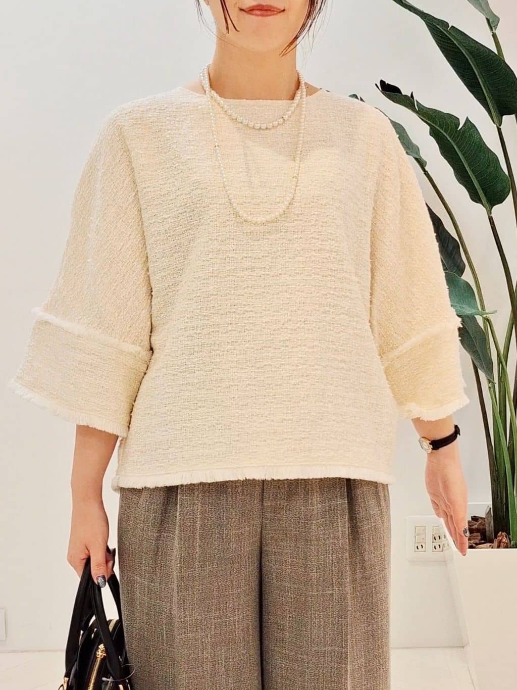 YuKaRiさんの「UNTITLED｜【きれいめ／体型カバー】ツイードドルマントップス」を使ったコーディネート