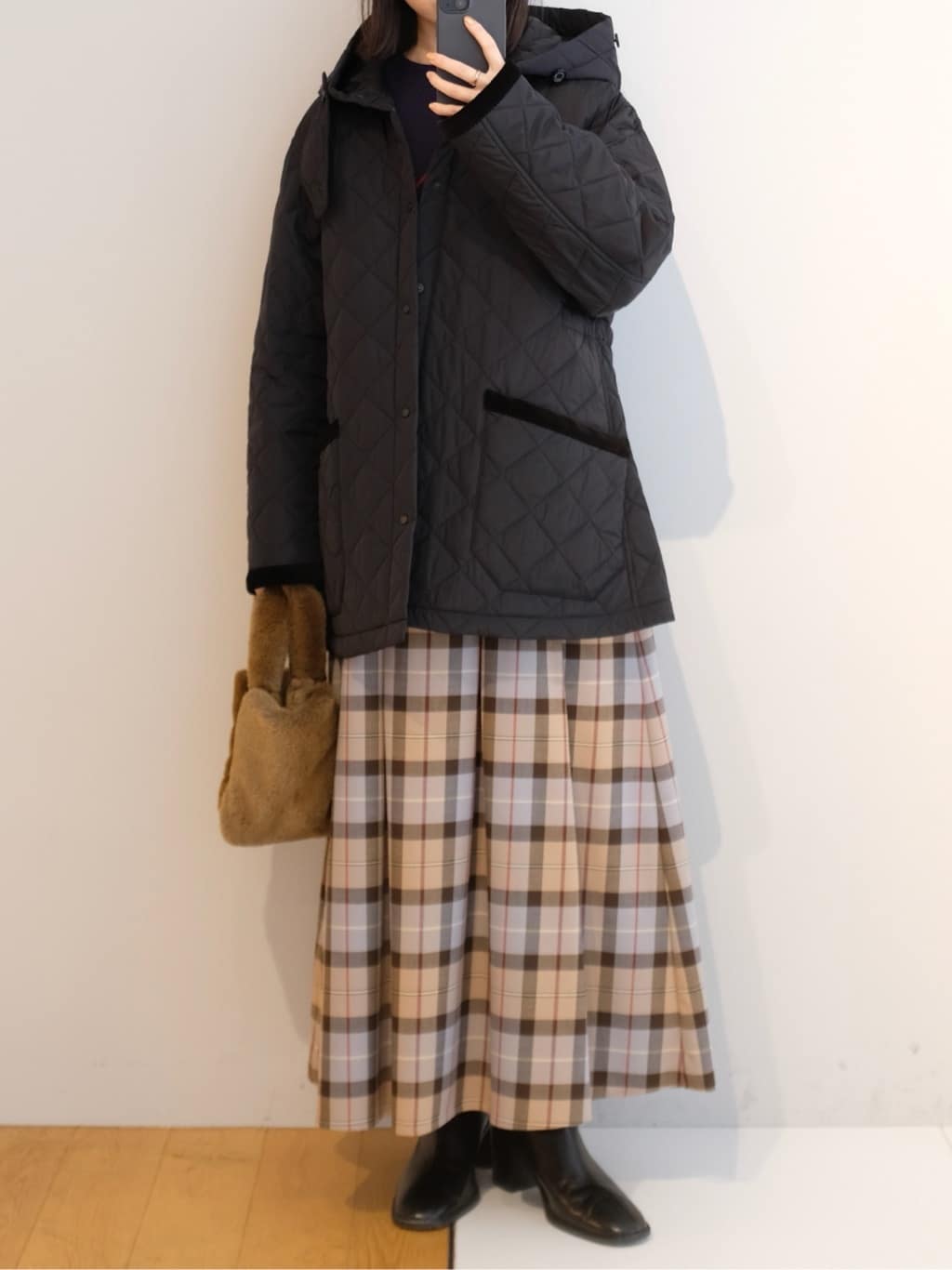 Kishimotoさんの「DRESSTERIOR｜◆レインキルティングブルゾン」を使ったコーディネート