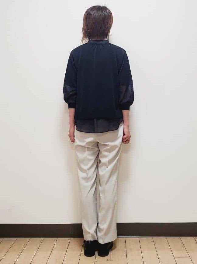 yuuさんの「Reflect｜【選べる5色◎／マシンウォッシュ可】シャーリングデザインブラウス」を使ったコーディネート