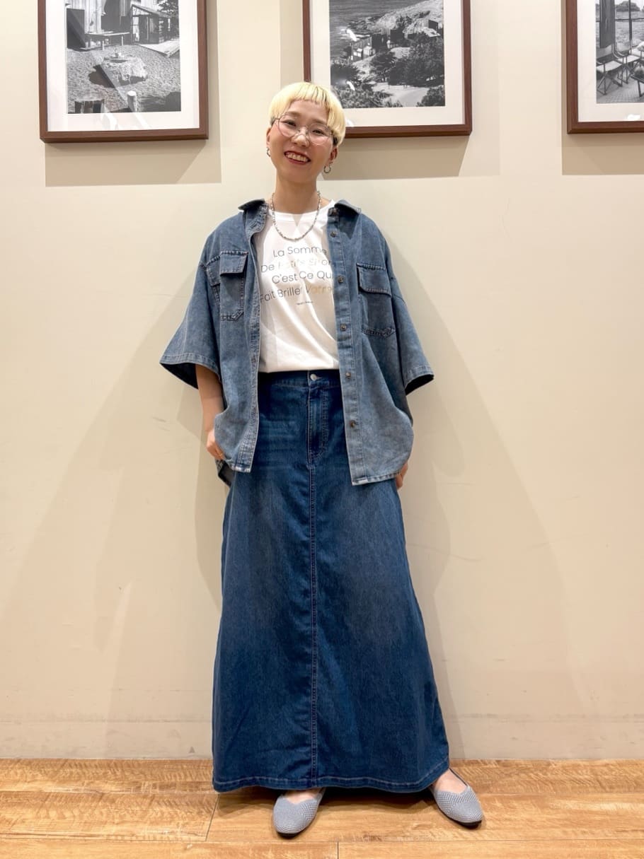 Ayumiさんの「SHOO･LA･RUE｜【S-LL/ひんやり/UV】手の甲まで隠れる トッパーカーディガン」を使ったコーディネート
