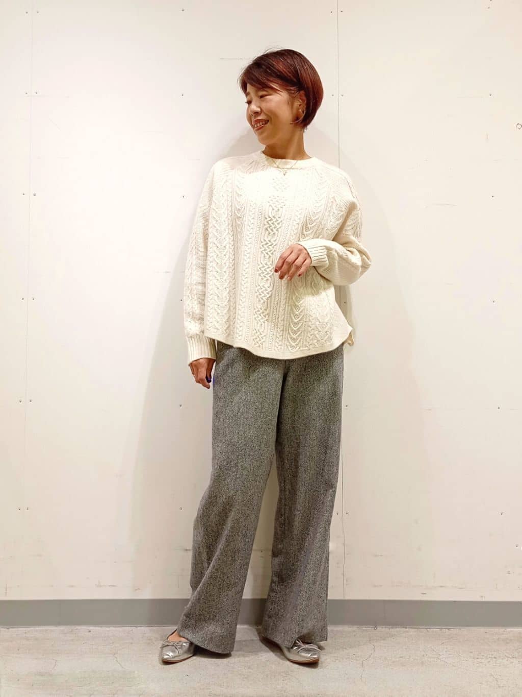 Kさんの「INDIVI｜【洗える】ケーブルデザイン ラウンドヘムニット」を使ったコーディネート
