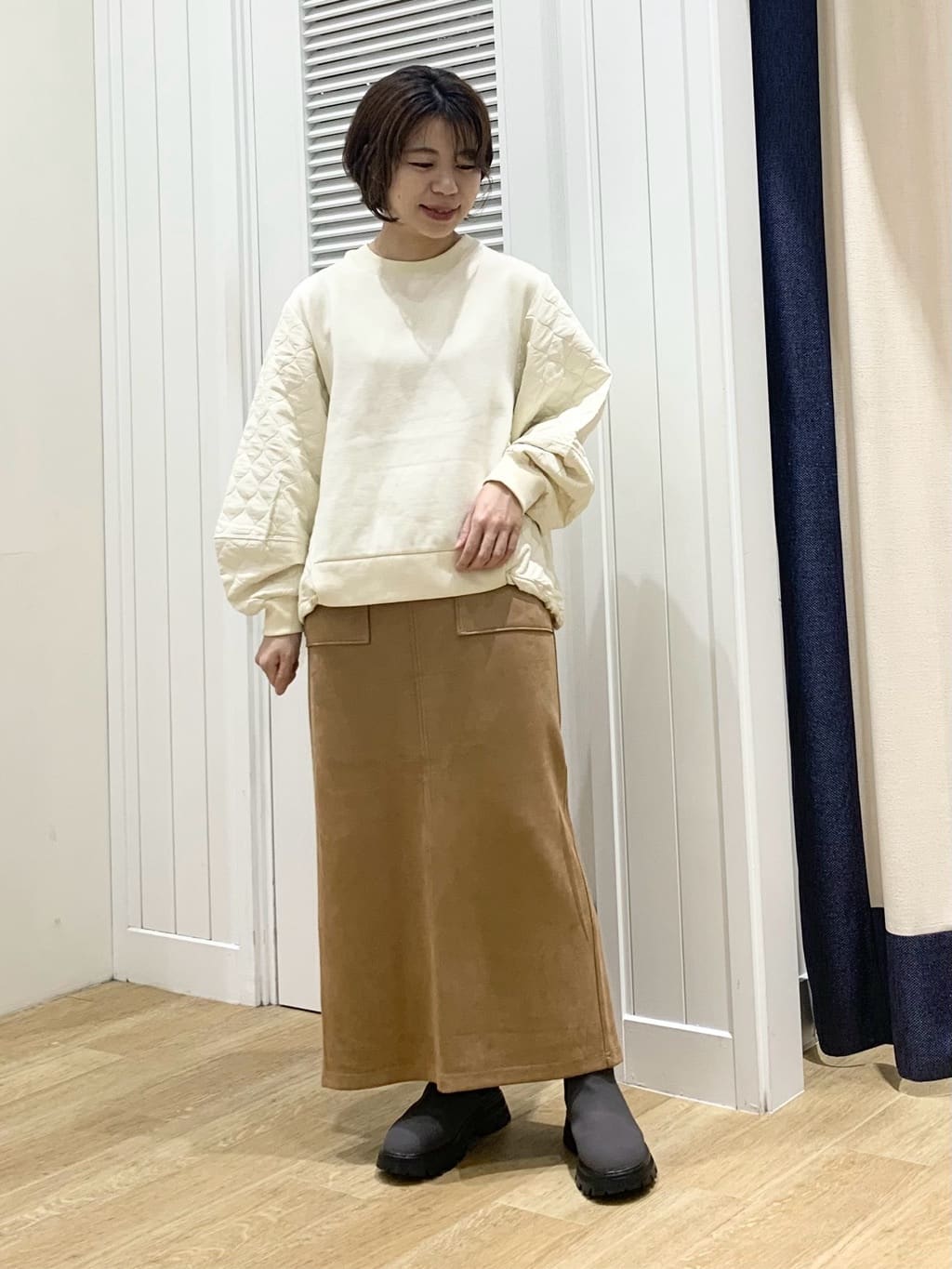 IMARIさんの「Dessin｜【セットアップ可・洗える】マシュマロスウェードスカート」を使ったコーディネート