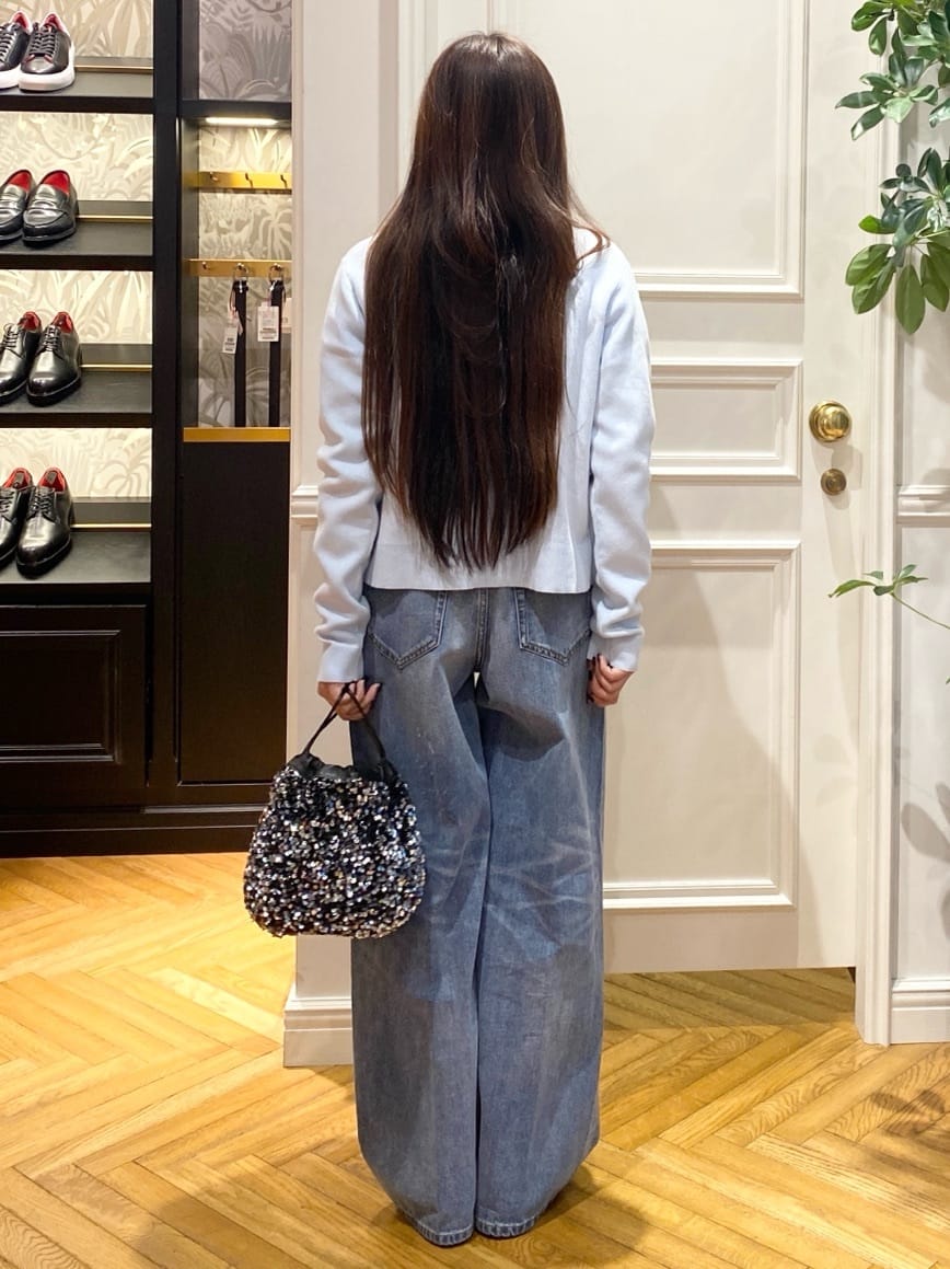 c.wさんの「DRESSTERIOR｜ヴィンテージ加工ワイドデニムパンツ」を使ったコーディネート