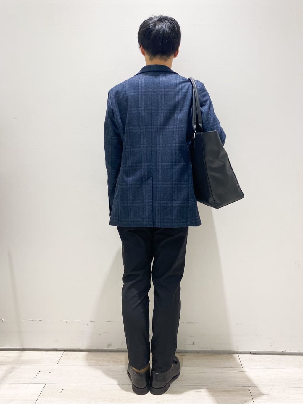 Ichiさんの「THE SHOP TK｜【ご好評につき再入荷！！】合皮トートバッグ イヤホンケース付き/A$収納可/PCスリーブ付き/ビジネ」を使ったコーディネート
