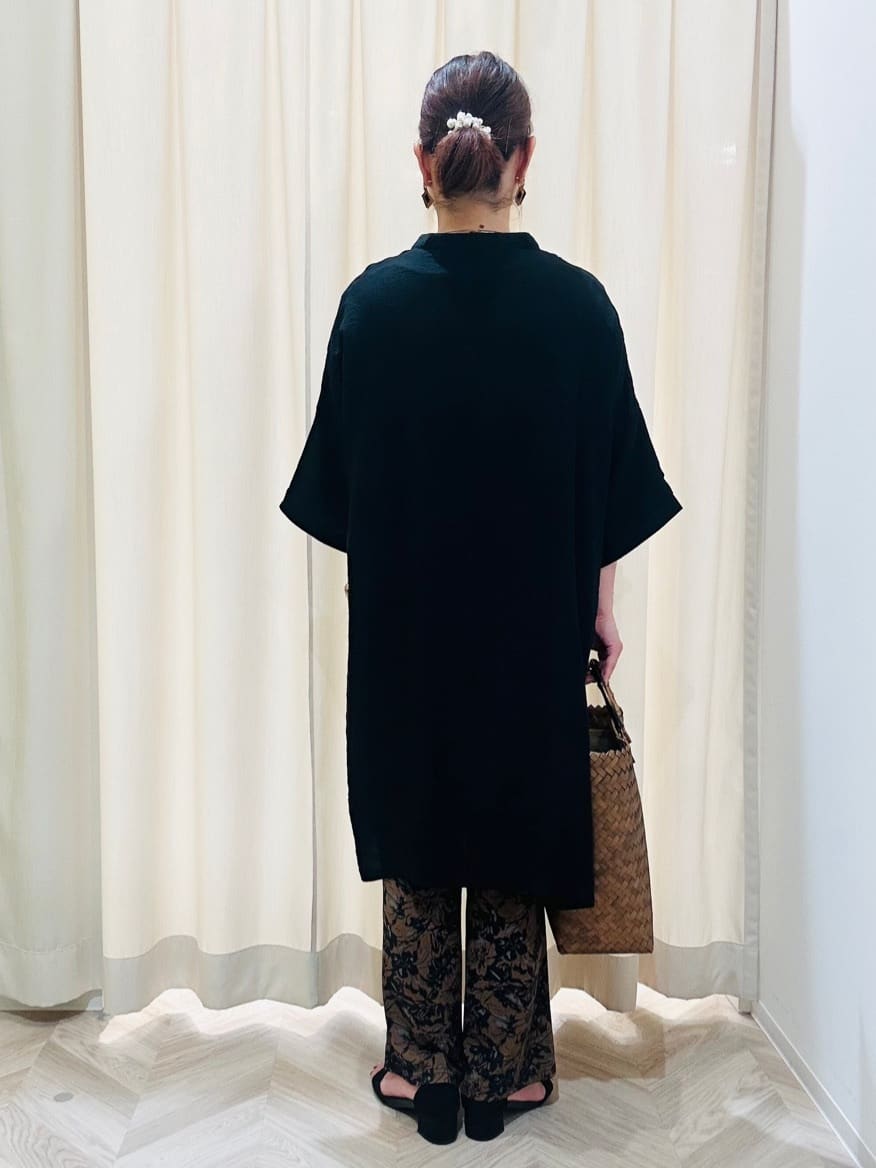 ちはるさんの「SHOO･LA･RUE｜◆【洗える/S-LL/ひんやり】ゆったりチュニックワンピース」を使ったコーディネート