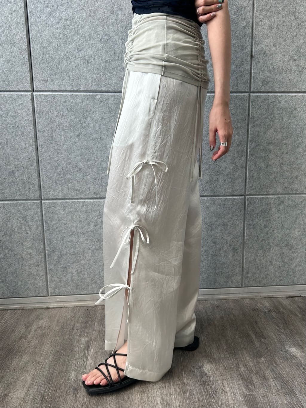 honoka Aさんの「CODE A｜asymmetry gather tank」を使ったコーディネート