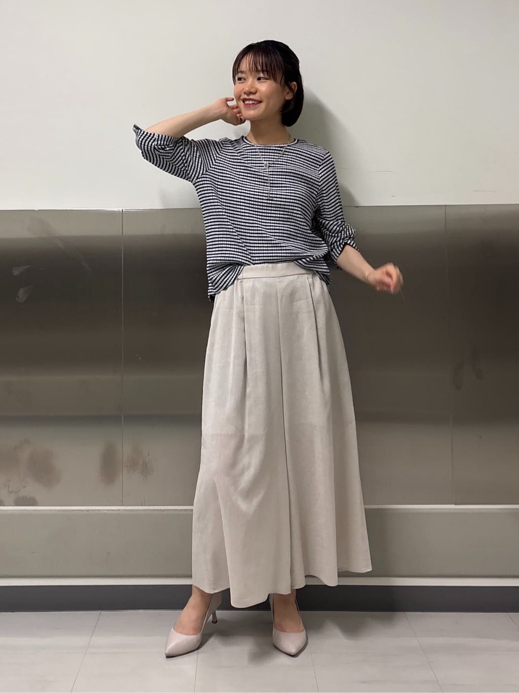 kanaeさんの「INDIVI｜【洗える／清涼感◎】ワイドフレアパンツ／スカーチョ」を使ったコーディネート