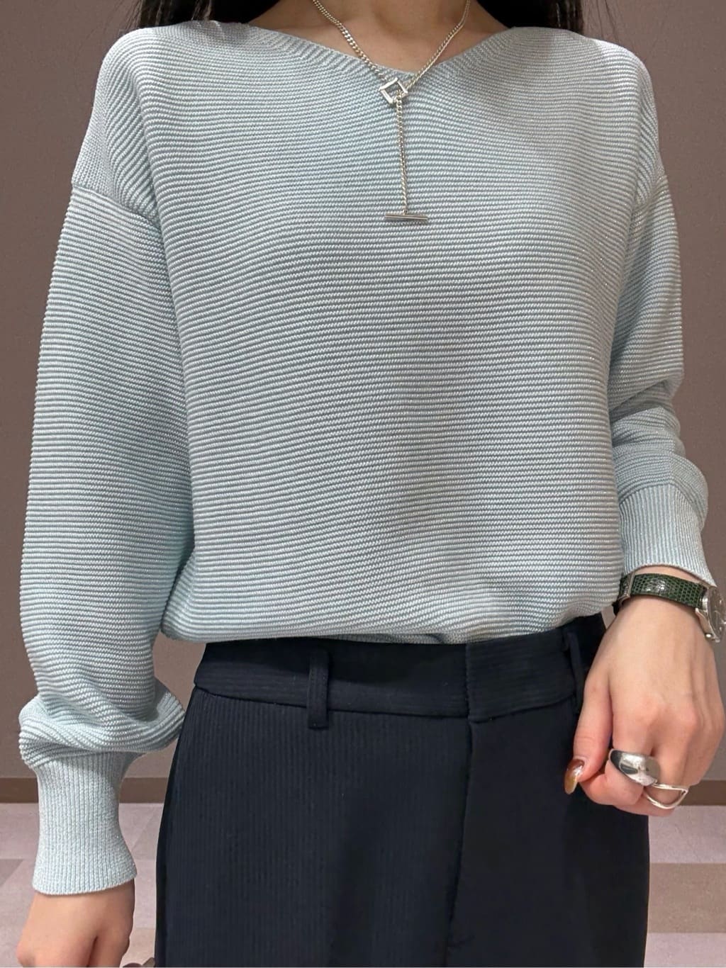 KEIKOさんの「INDIVI｜【日本製／通勤スーツ】プレシャスドビー ノーカラージャケット」を使ったコーディネート