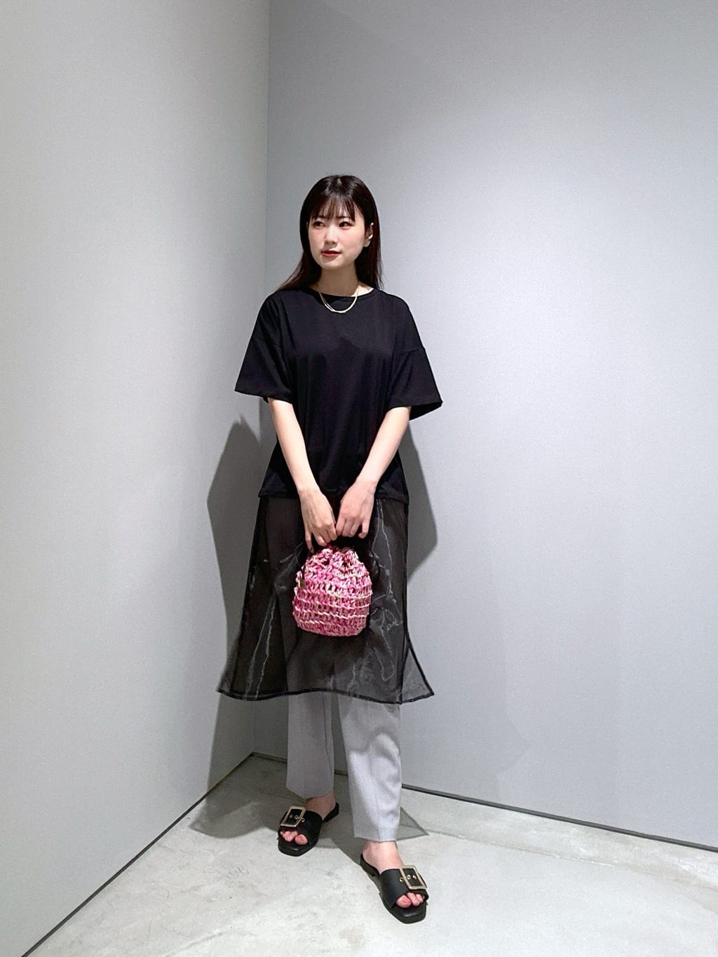 Renoさんの「INDIVI｜シアードッキングTシャツ」を使ったコーディネート
