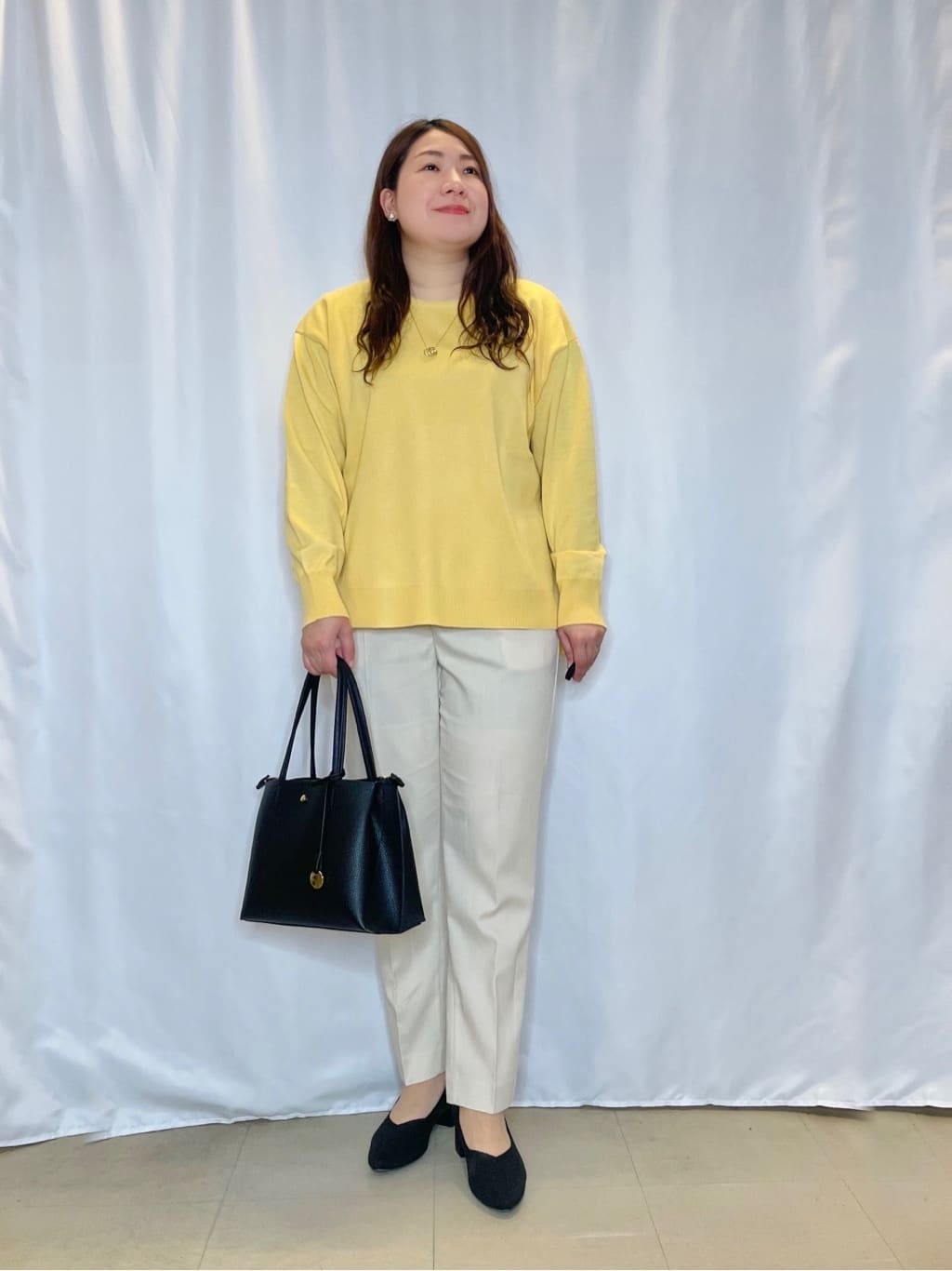 Ayaさんの「SHOO･LA･RUE｜【洗える/SS-3L】すっきりキレイにかっこよく 大人のテーパードパンツ」を使ったコーディネート