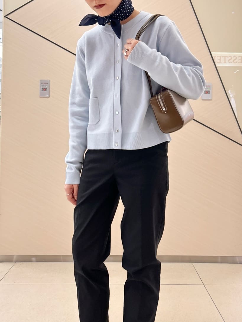 OCHIAIさんの「DRESSTERIOR｜シルケットコットン　ドットハンカチーフ」を使ったコーディネート