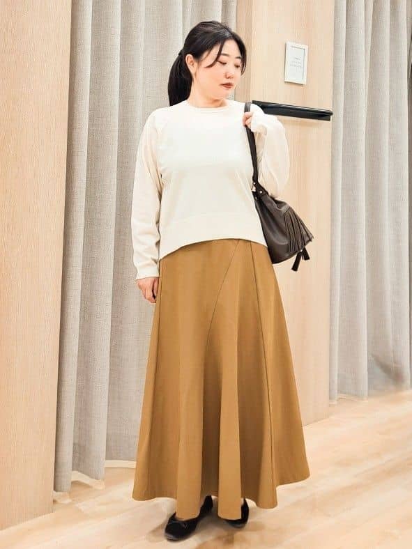 ふるさんの「grove｜【洗える/毛玉軽減】天竺ラグランスリーブプルオーバー」を使ったコーディネート