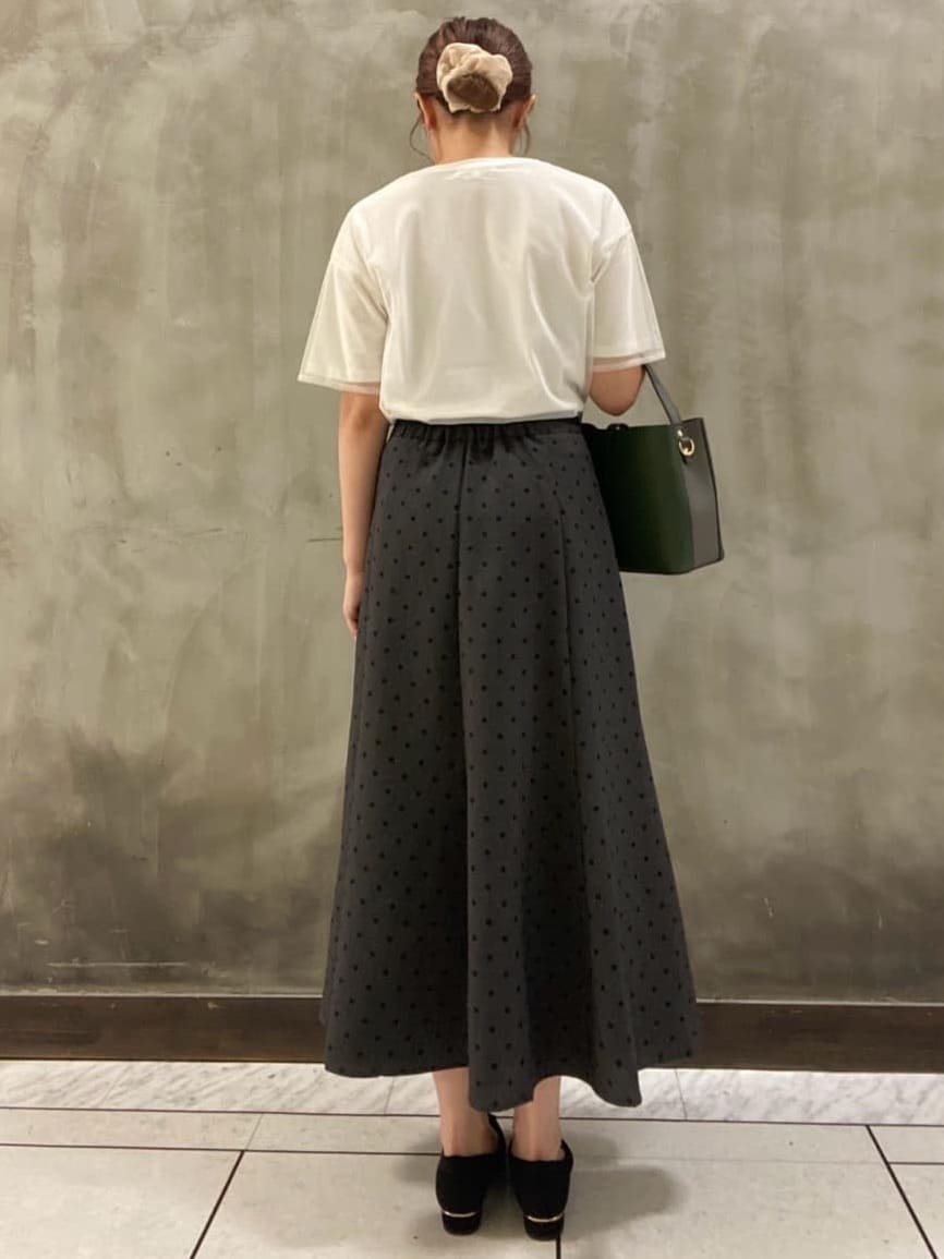 maiさんの「grove｜ラフだけどおしゃれ　チュールレイヤードTシャツ」を使ったコーディネート