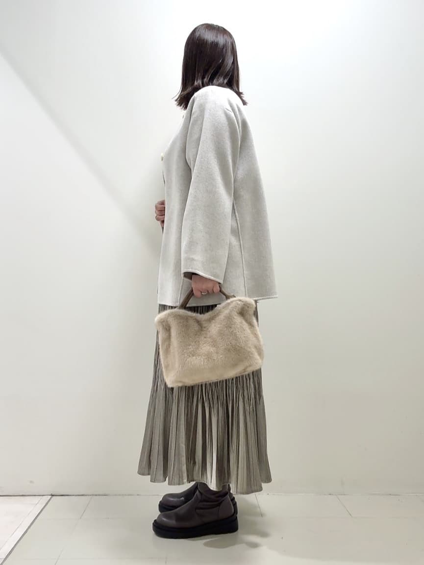 YUIさんの「UNTITLED｜【ミディ丈/軽やか】セミラグランリバー コート」を使ったコーディネート