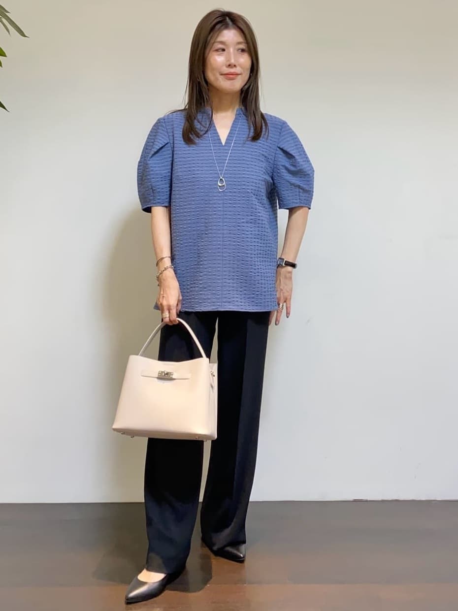 tomoさんの「UNTITLED｜【追加/新色】エアリーワンハンドルバッグ」を使ったコーディネート