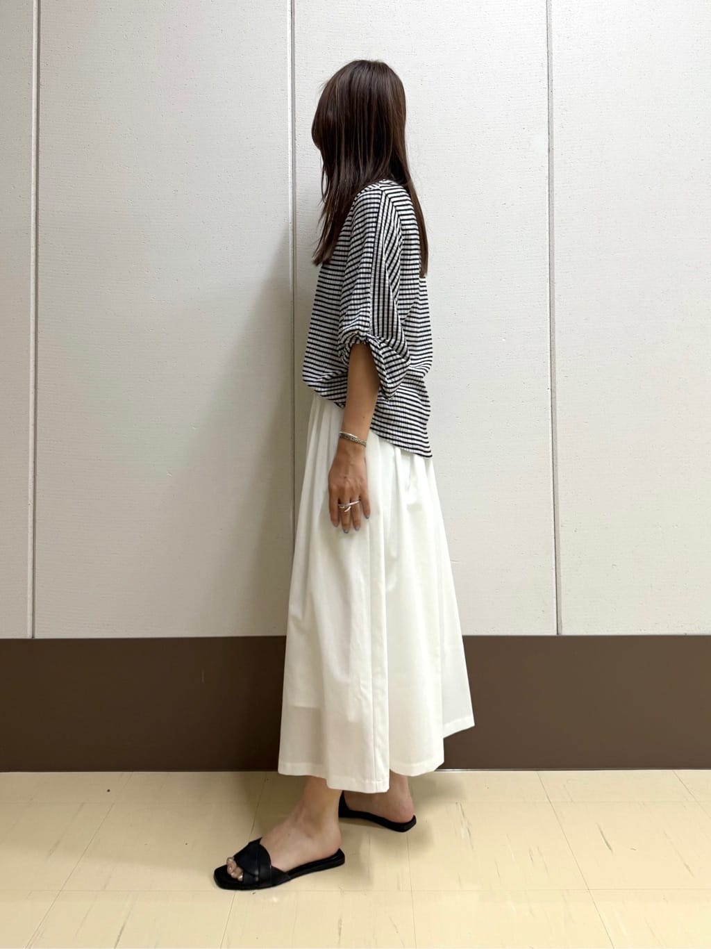 mamiさんの「INDIVI｜【UVケア／吸汗速乾】凹凸素材ねじり袖トップス」を使ったコーディネート