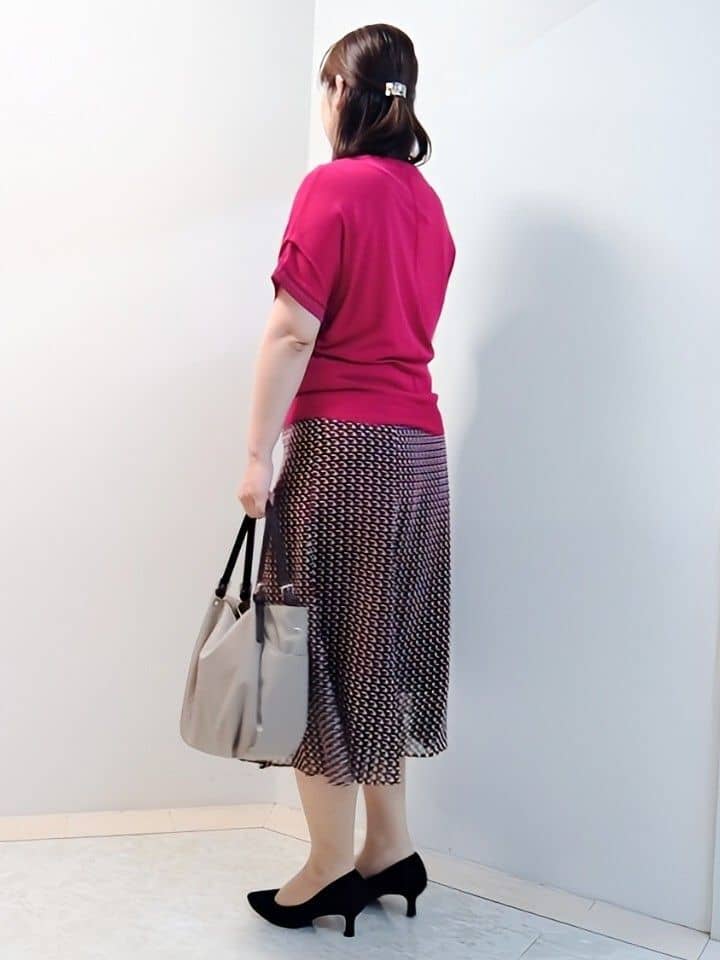 エリさんの「Reflect｜パール調リングネックレス」を使ったコーディネート