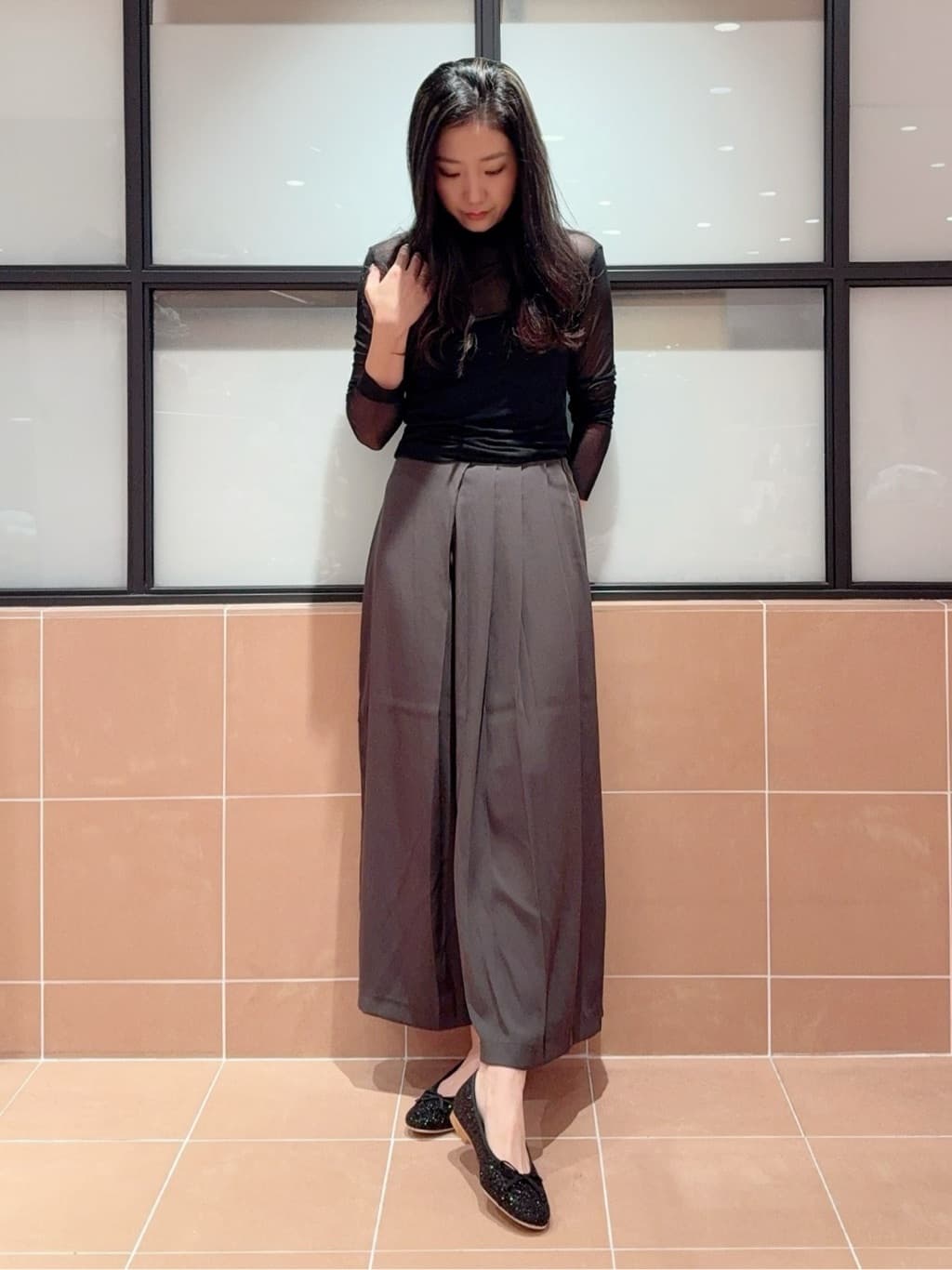 kaoriさんの「ESPERANZA｜【EC限定カラーあり】グリッターバレエシューズ」を使ったコーディネート