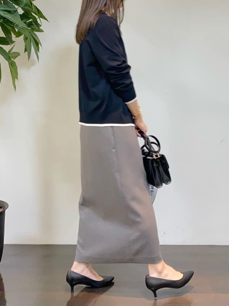 tomoさんの「UNTITLED｜【アンサンブル可/薄手】ベーシッククルーネックカーディガン」を使ったコーディネート