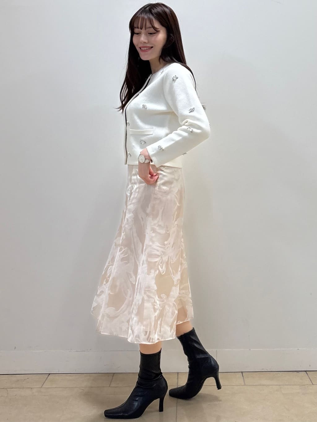 sayaさんの「COUP DE CHANCE｜【手洗い可／日本製】フラワー柄プリントスカート」を使ったコーディネート