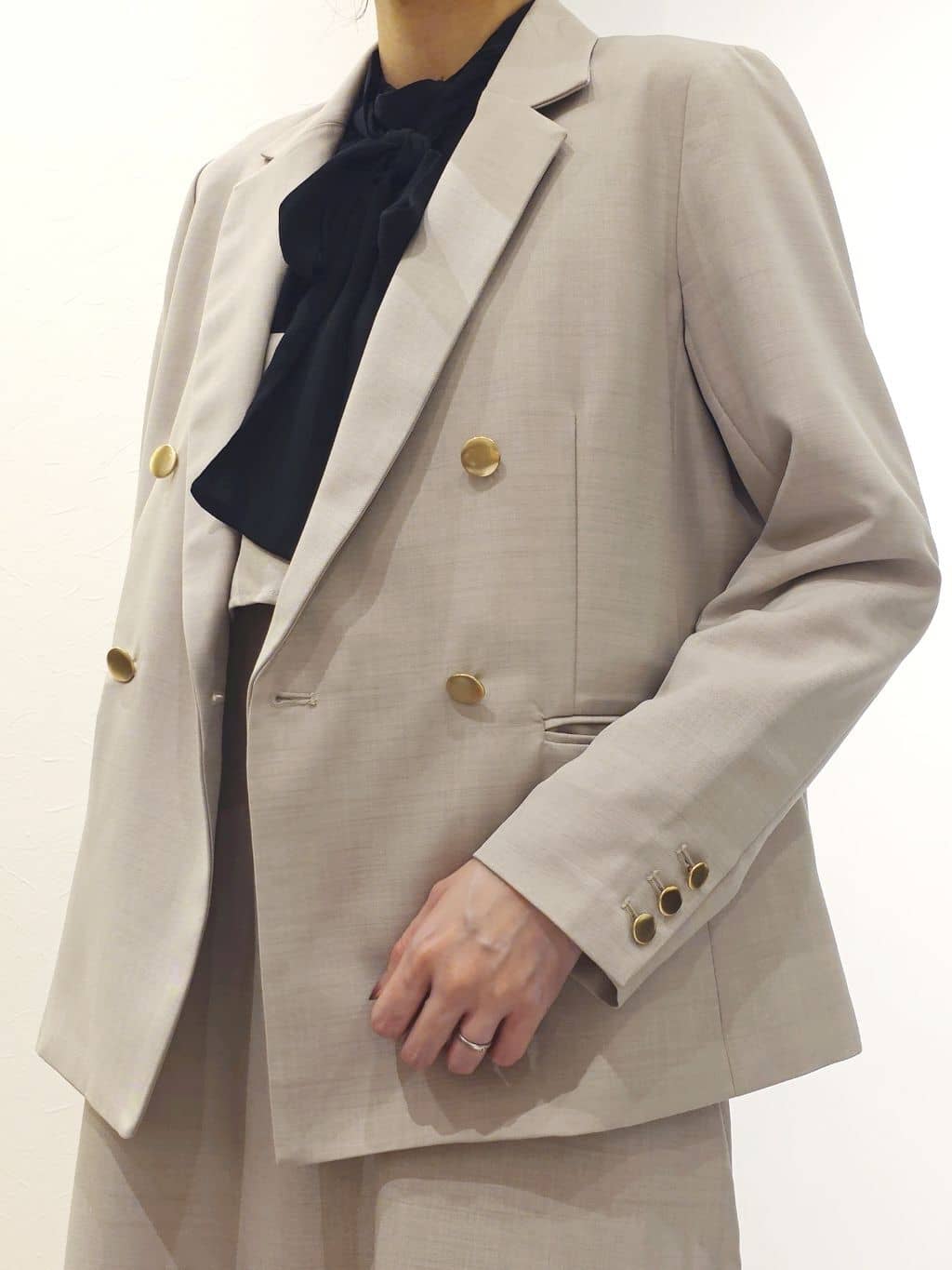 ケイさんの「grove｜【カセット服】ダブルブレストテーラードジャケット」を使ったコーディネート