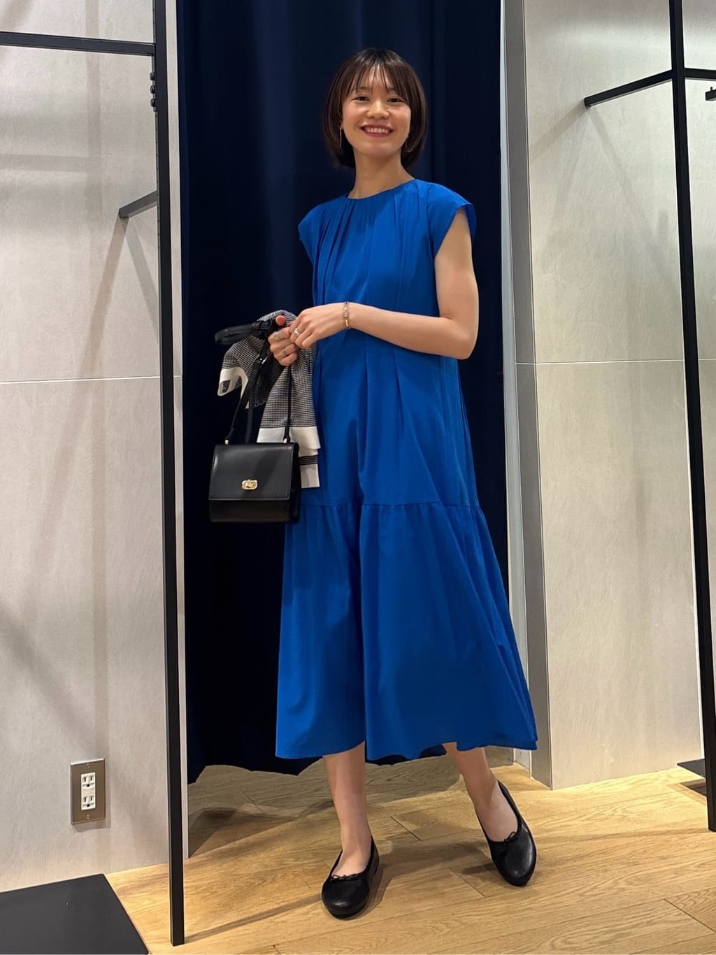 kanaeさんの「INDIVI｜【1枚でコーデ完成！】タックワンピース」を使ったコーディネート