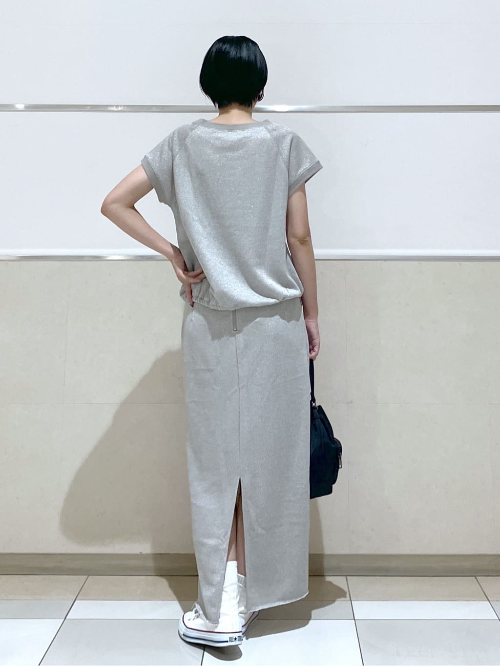 eriko さんの「Dessin｜【セットアップ可・洗える】ラメ裏毛トップス」を使ったコーディネート