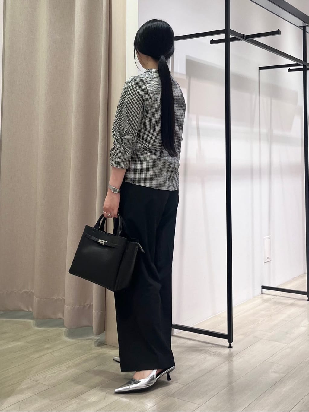 hasuさんの「INDIVI｜【UVケア／吸汗速乾】スリーブデザインブラウス」を使ったコーディネート