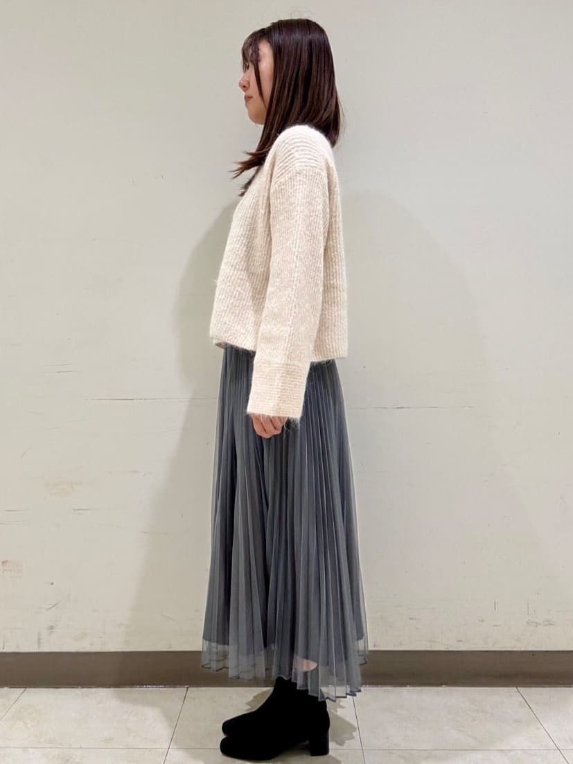 ななさんの「OPAQUE.CLIP｜◆《通勤対応》チュールプリーツフレアスカート【洗濯機洗い可】」を使ったコーディネート