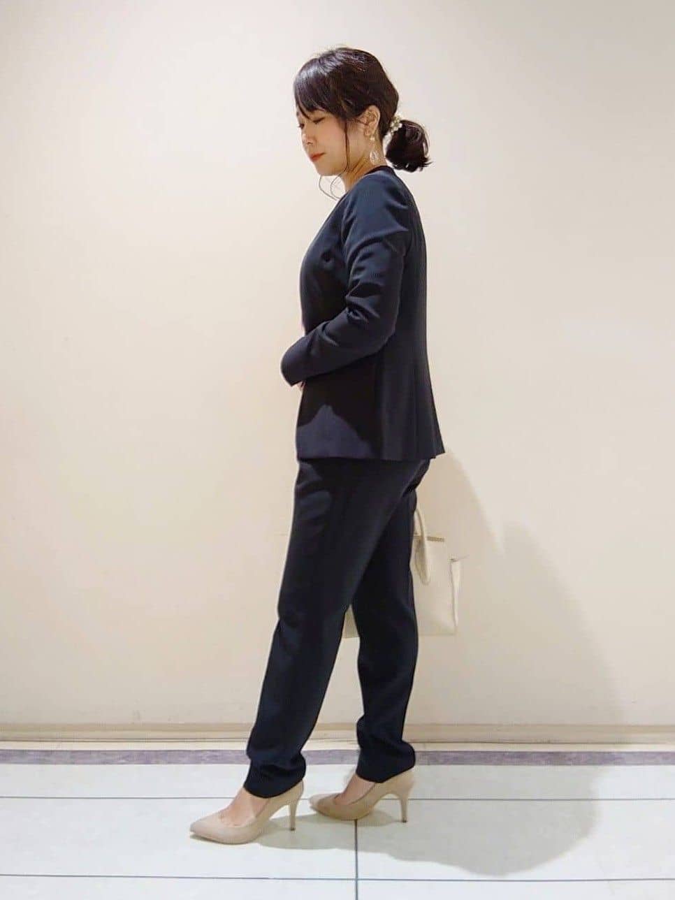 TOMOMIさんの「INDIVI｜◆【合皮／マルチWAY／サブバッグ付】ミニショルダーバッグ」を使ったコーディネート