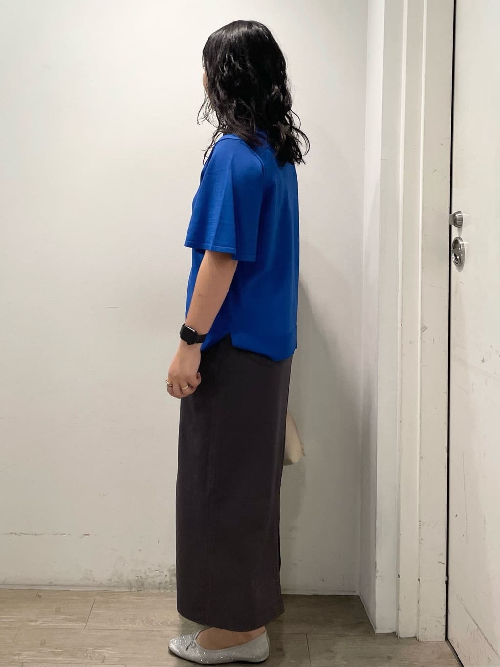 sumicaさんの「OPAQUE.CLIP｜イージーナロースカート／セットアップ対応【UVケア／接触冷感／洗濯機洗い可】」を使ったコーディネート