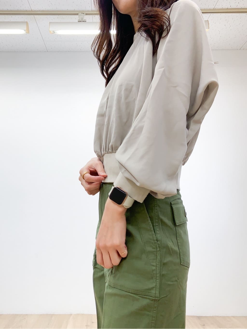 yamasakiさんの「OPAQUE.CLIP｜ストレッチベイカーパンツ／オーガニックコットン混【洗濯機洗い可／ストレッチ】」を使ったコーディネート