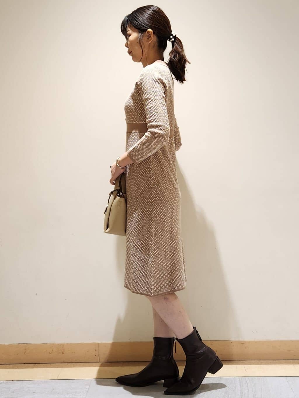 yukaさんの「COUP DE CHANCE｜【手洗い可】衿付きニットジャカード編みワンピース」を使ったコーディネート