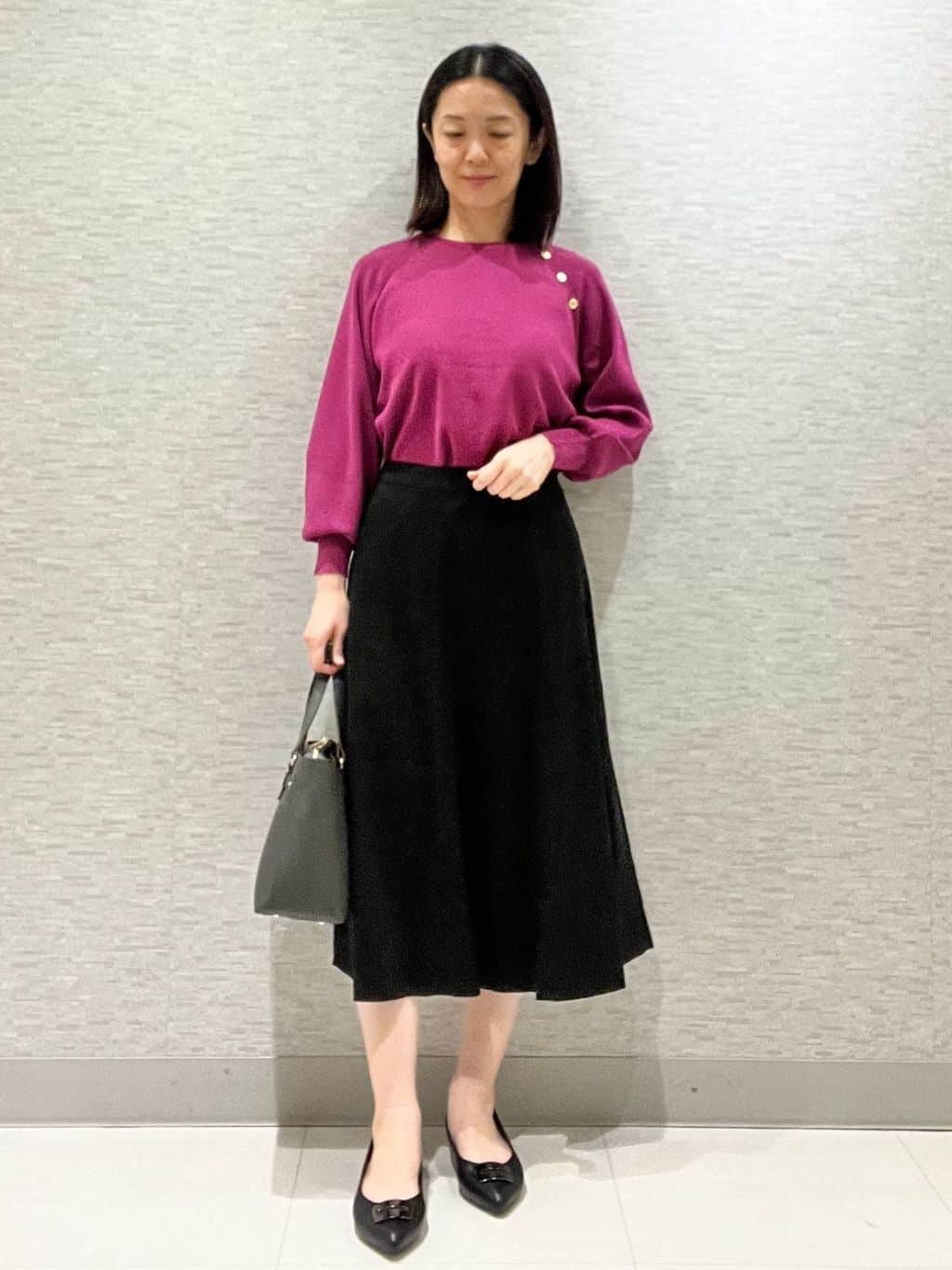 marikoさんの「Reflect｜【通勤】スエードライクフレアスカート」を使ったコーディネート