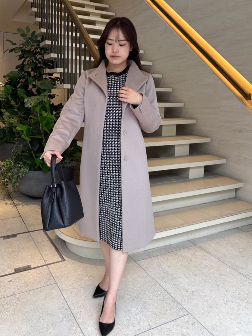 MISAKIさんの「COUP DE CHANCE｜【カシミヤ混／日本製】Iラインスタンドウィングカラーコート」を使ったコーディネート