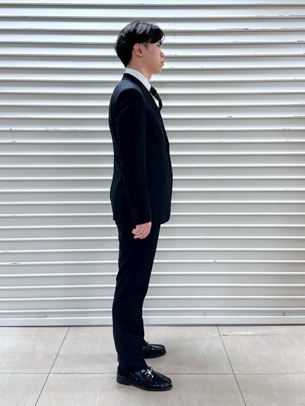 イッシーさんの「TAKEO KIKUCHI｜【Begin掲載】コーデュラ（R）夏素材ウールトロ　ストレッチスーツ」を使ったコーディネート