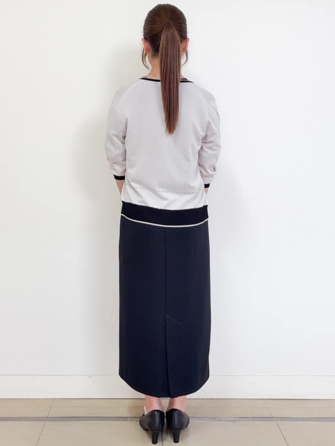 ハルさんの「Reflect｜【WEB先行カラーあり／手洗い可／アンサンブル可】バイカラーカーディガン」を使ったコーディネート