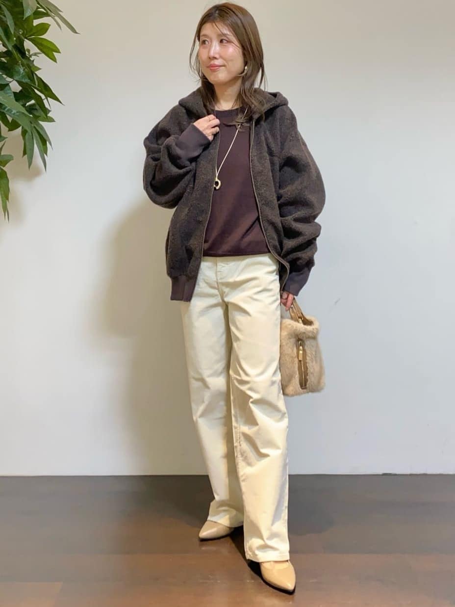 tomoさんの「UNTITLED｜【PROTAGPNISTA】ボアフーディ」を使ったコーディネート
