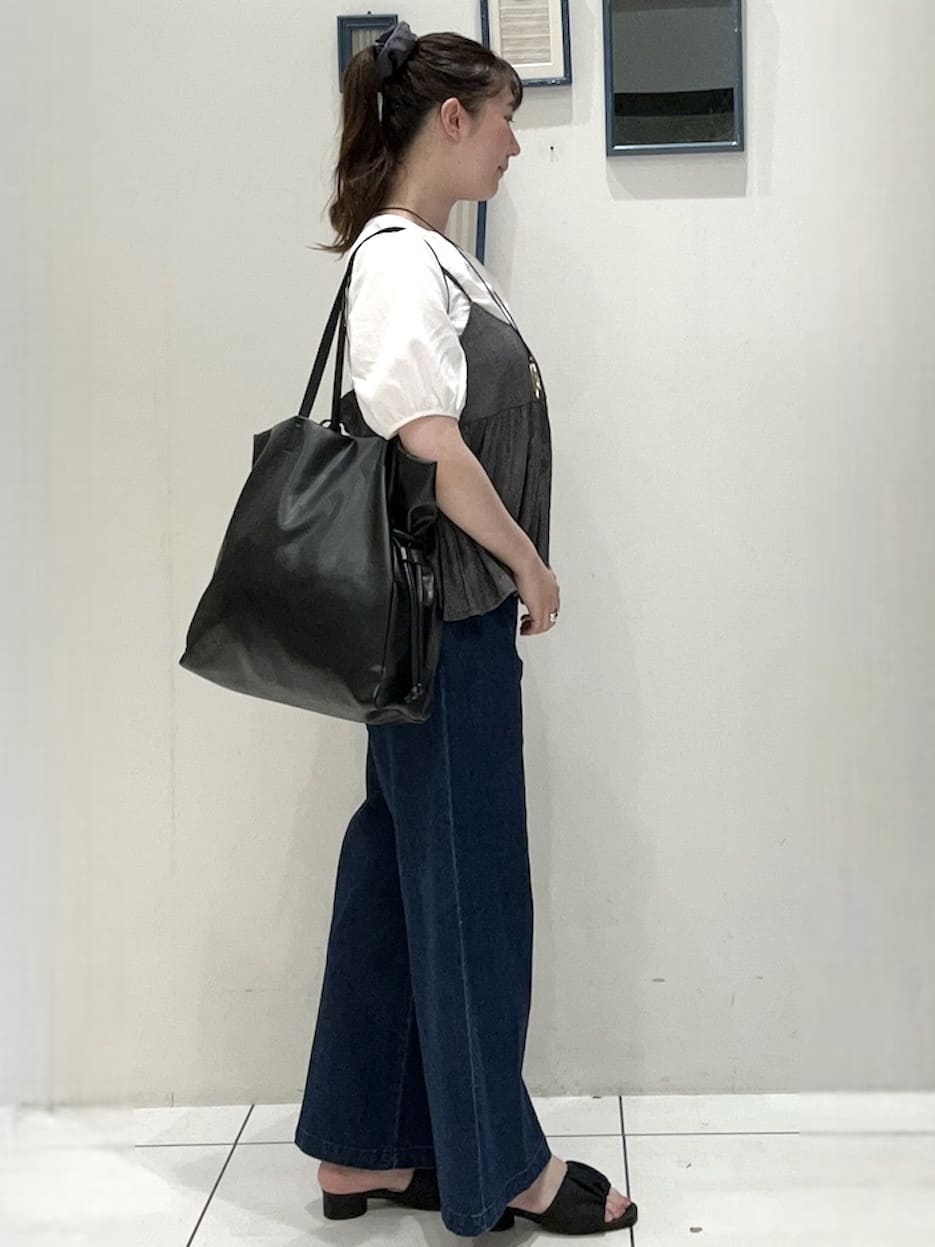 nanakoさんの「grove｜ギャザーミュールサンダル」を使ったコーディネート