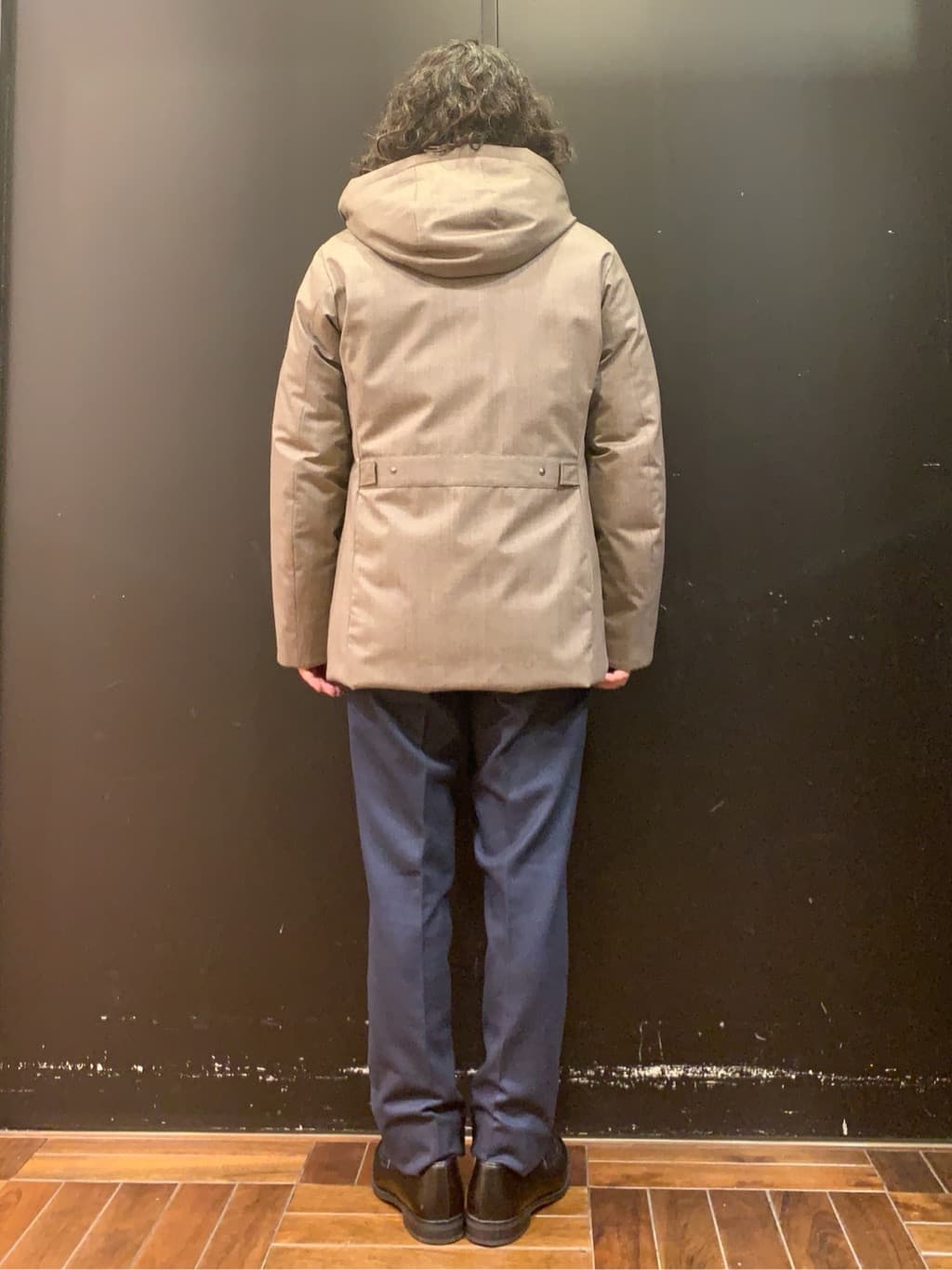 木村剛さんの「TAKEO KIKUCHI｜【DOWN FABRIC】ダウンファブリック ドレスパンツ / セットアップ対応」を使ったコーディネート