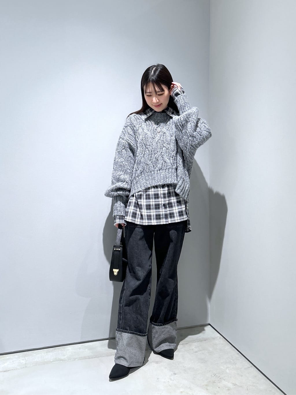 Renoさんの「INDIVI｜オンブレチェックシャツ」を使ったコーディネート