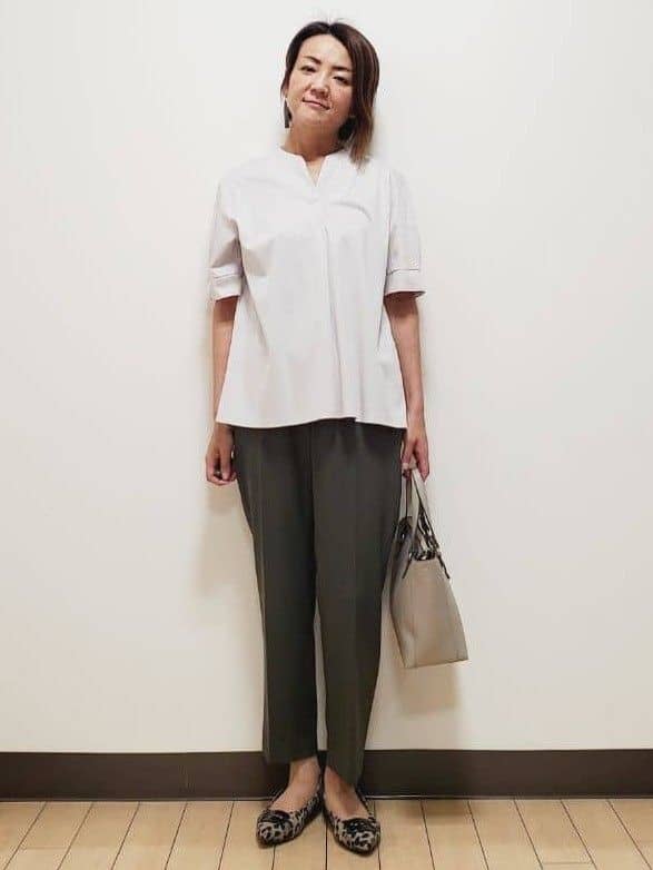 yuuさんの「Reflect｜【すっきり見え！長め丈／マシンウォッシュ可】スキッパーネックジャージトップス」を使ったコーディネート