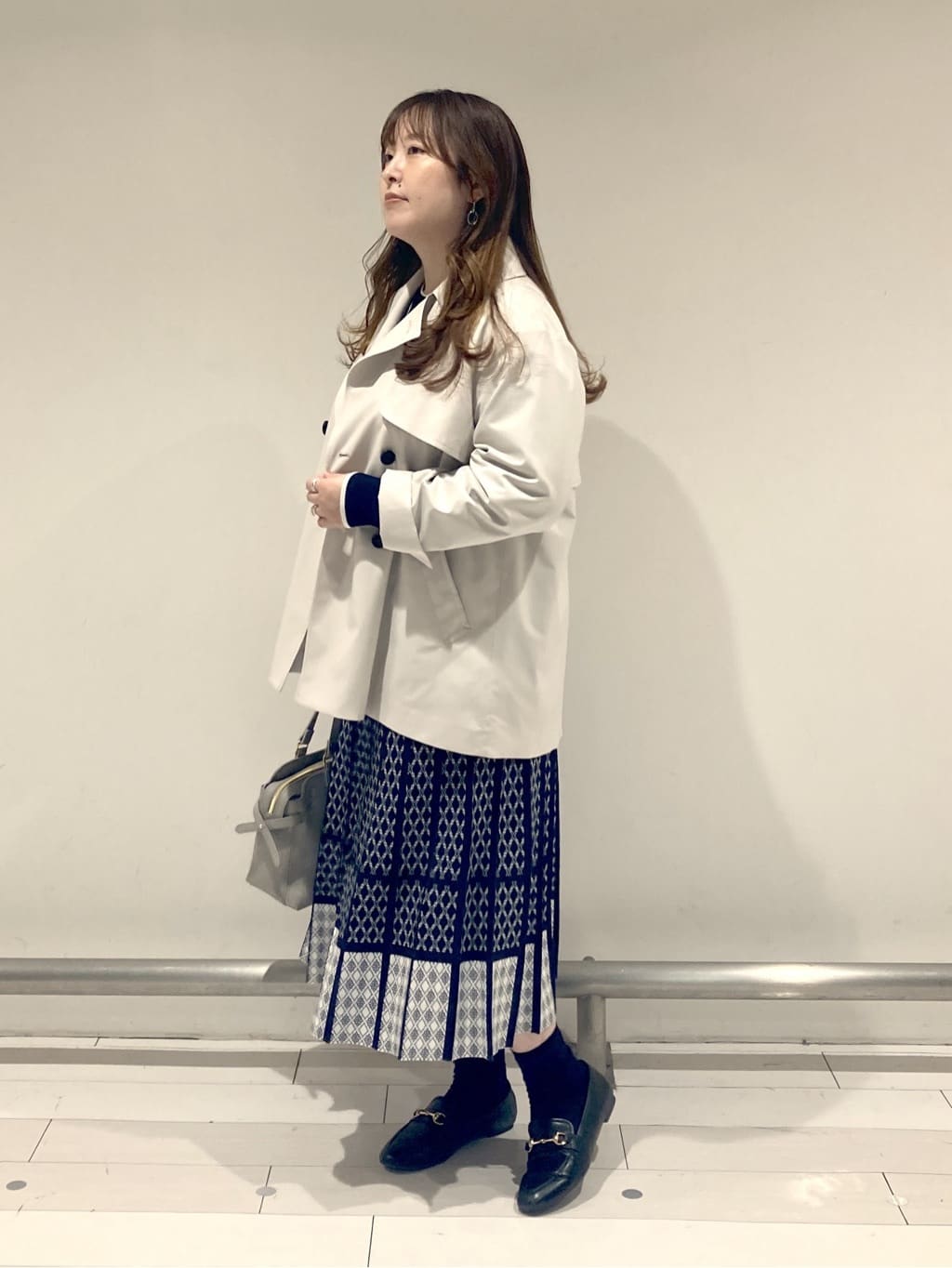 nakamuraさんの「Reflect｜◆【手洗い可／撥水】ライティミドル丈コート」を使ったコーディネート
