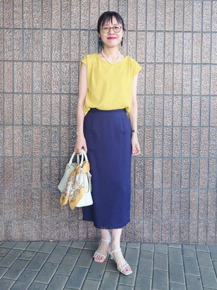 MUTSUKOさんの「UNTITLED｜【ジャージ素材】インナードッキングシアーカットソー」を使ったコーディネート
