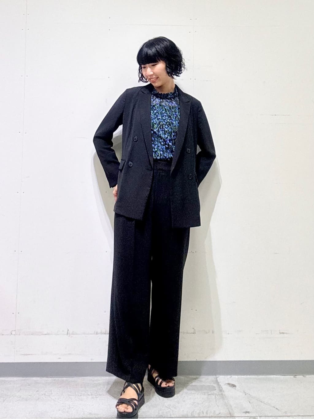 naoさんの「INDIVI｜【軽く羽織れる！】ダブルジャケット」を使ったコーディネート