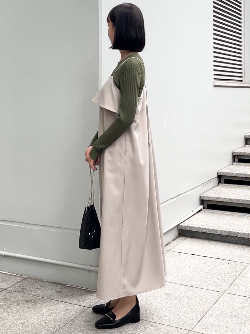 NATSUMIさんの「grove｜【毛玉軽減】配色ラインランダムリブニット」を使ったコーディネート