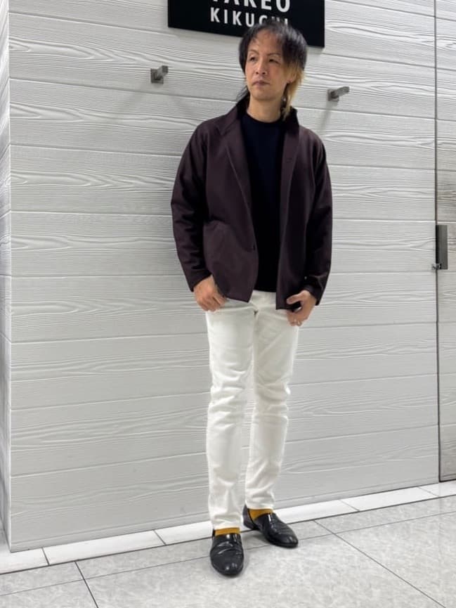 井出恭輔さんの「TAKEO KIKUCHI｜【DOWN FABRIC】ダウンファブリック スタンドカラーブルゾン」を使ったコーディネート