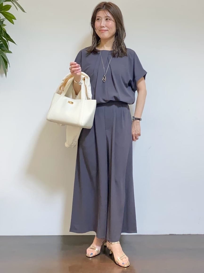 tomoさんの「UNTITLED｜ライトダブルリングネックレス」を使ったコーディネート